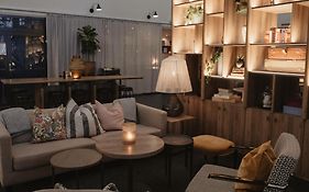 Home Hotel Odin  4*